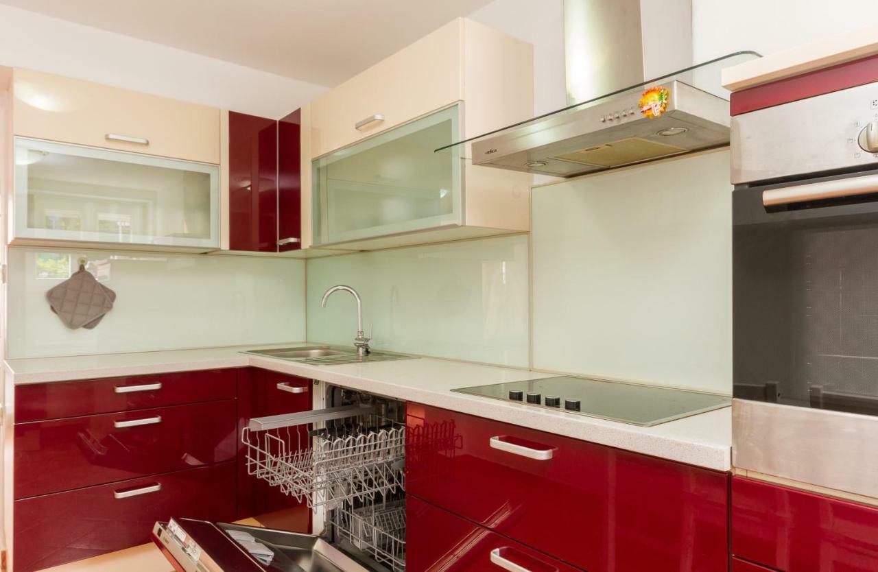 Philosophy Apartment Порторож Экстерьер фото